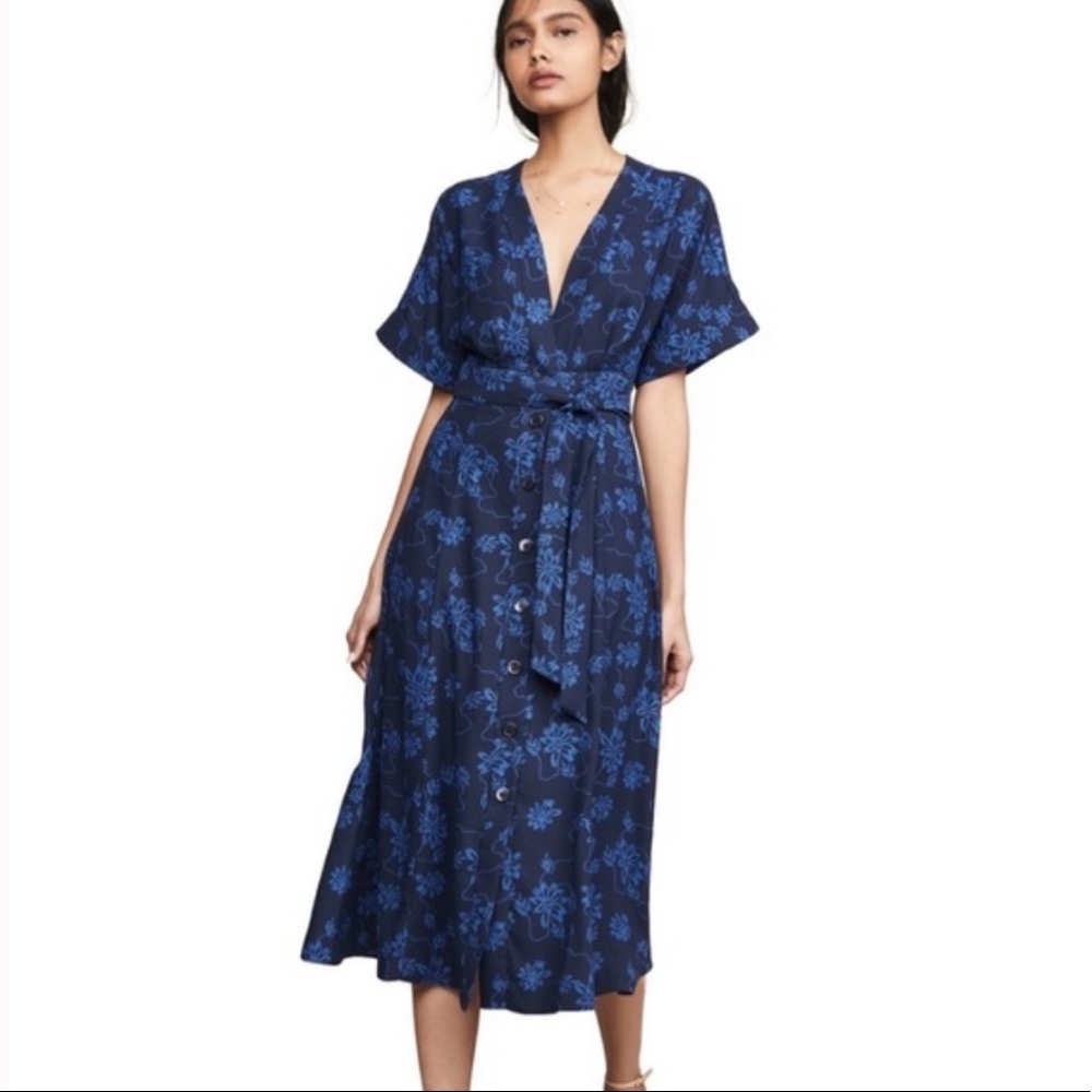 Equipment Naumen dress size 4